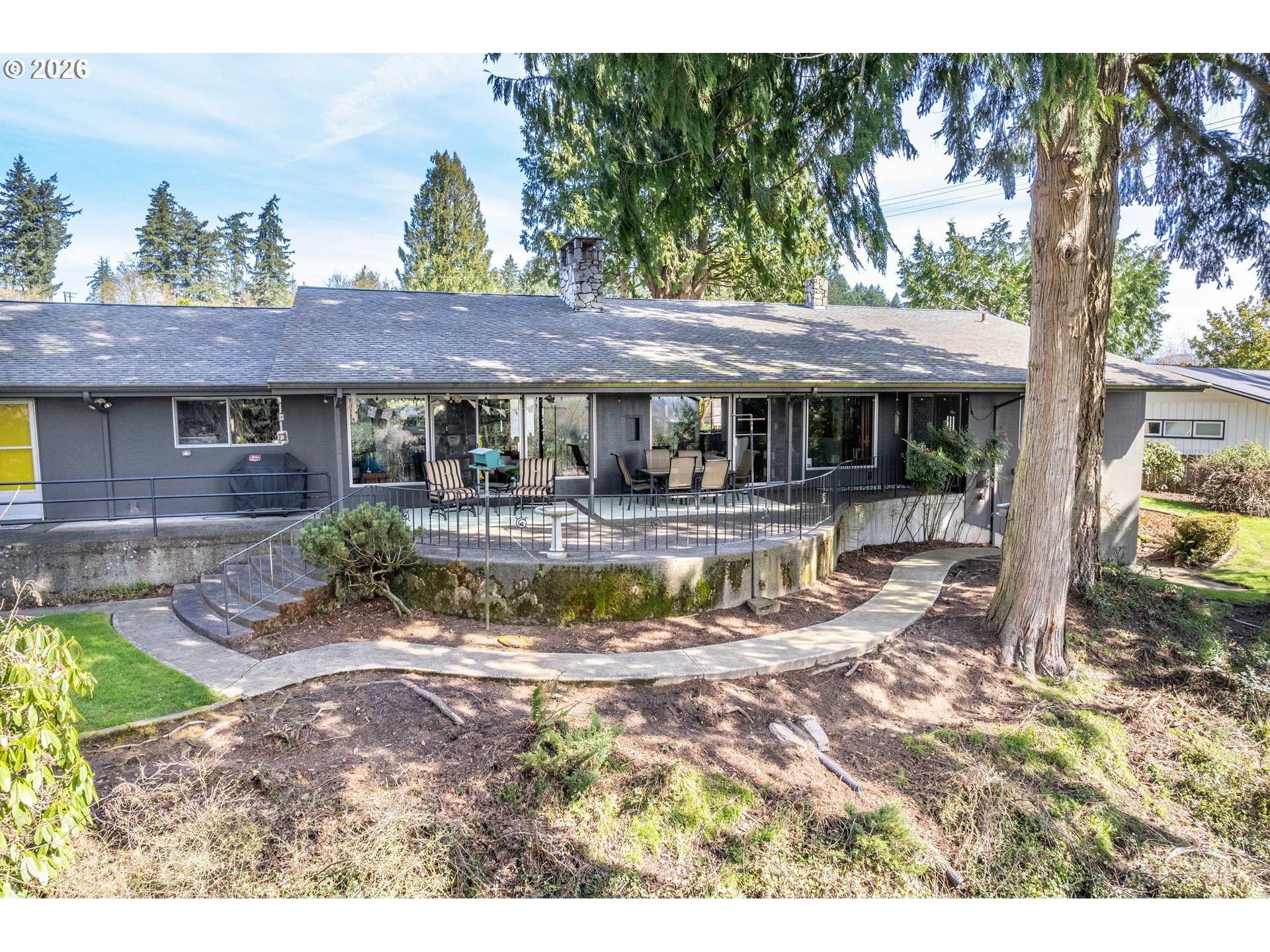 2241 CASCADE WAY