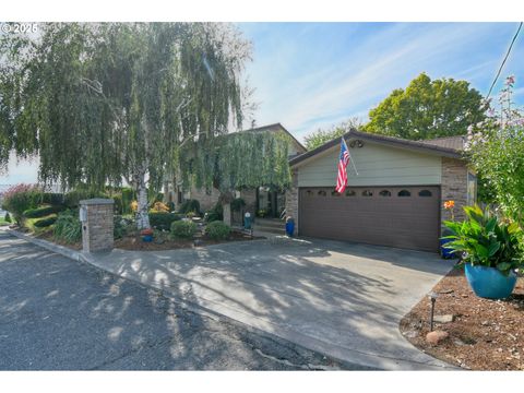 1407 NW HORN AVE Pendleton OR 97801