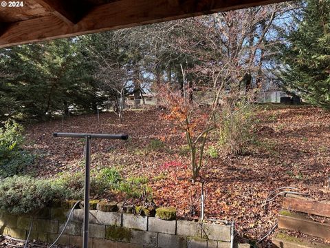 A home in Myrtle Creek