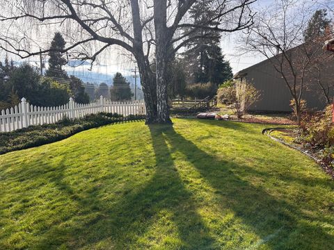 A home in Myrtle Creek