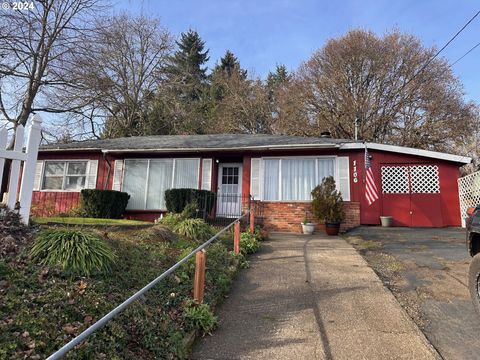 A home in Myrtle Creek