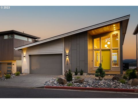 Photo of 400 W X CIR, Washougal, WA 98671 (MLS # 23275304)