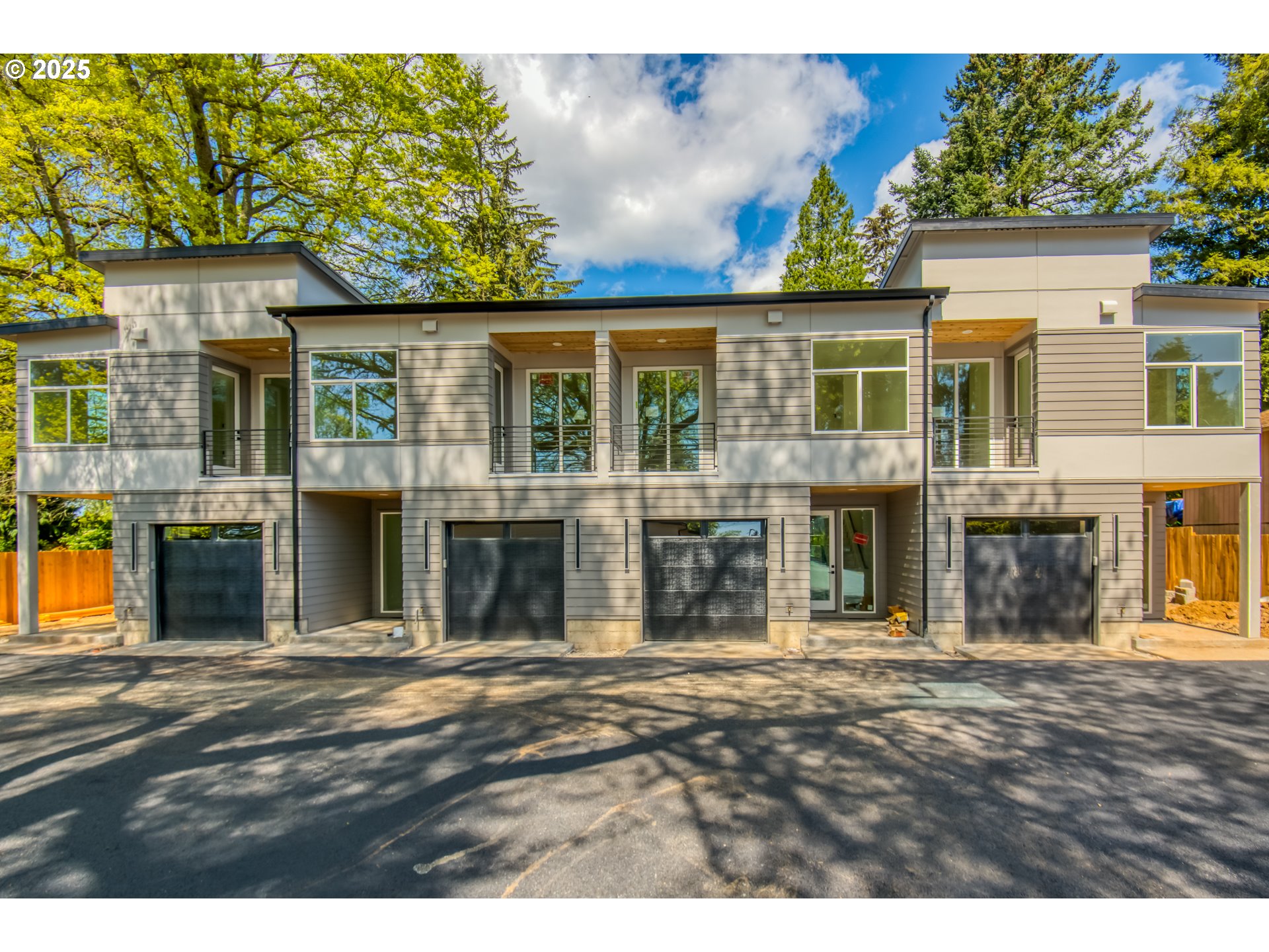 5069 SE KING RD B