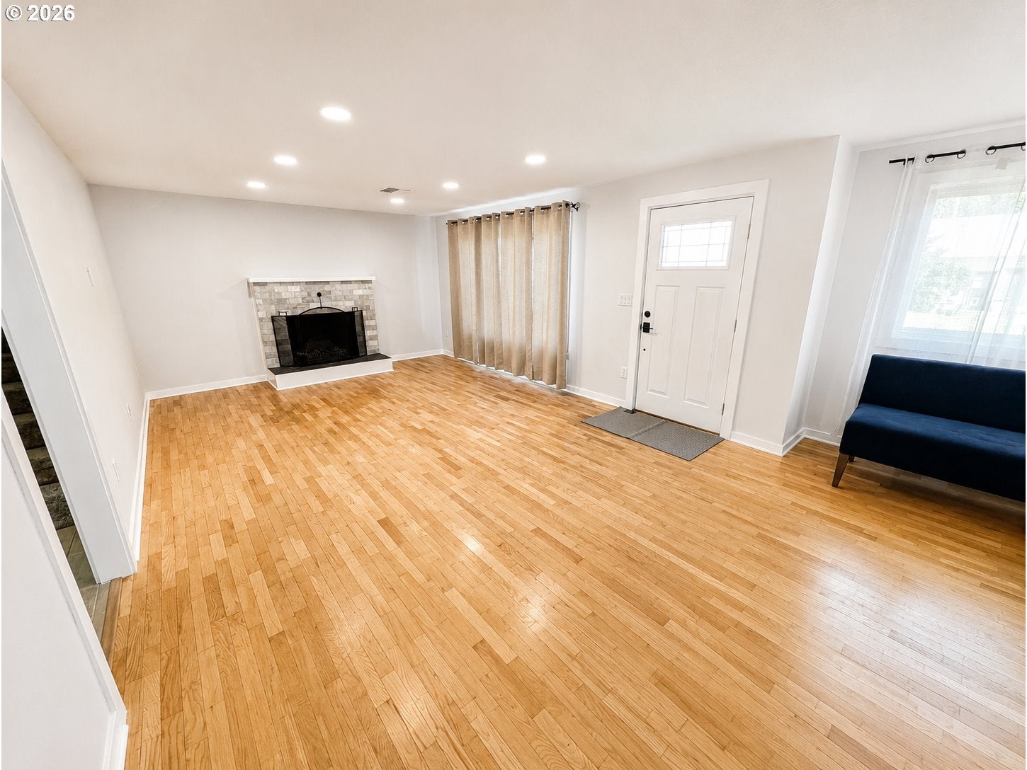 4475 CASCADE DR