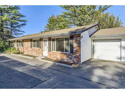 A home in Gresham