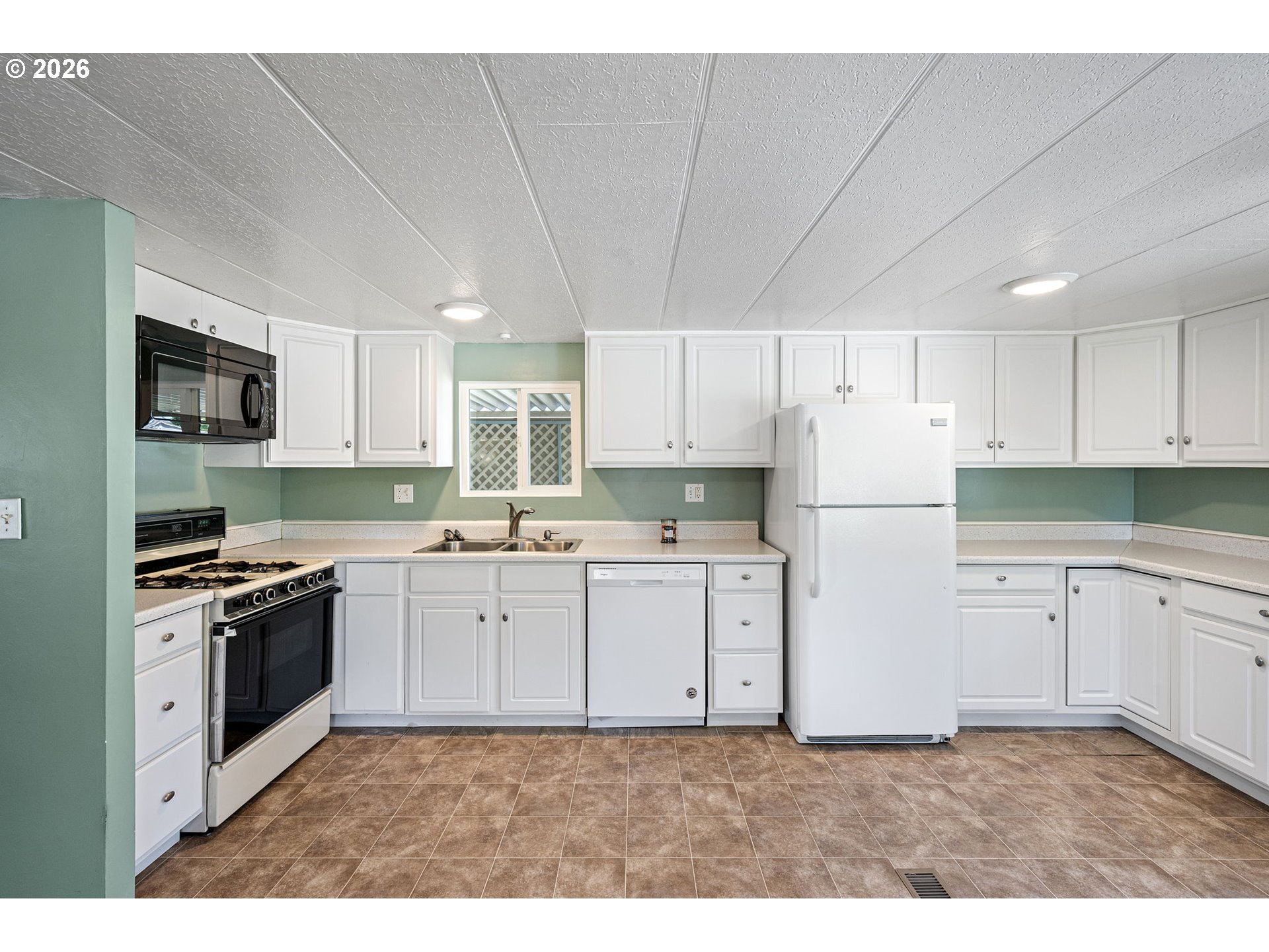 34956 SEAVEY LOOP RD 73