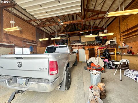 A home in Baker City