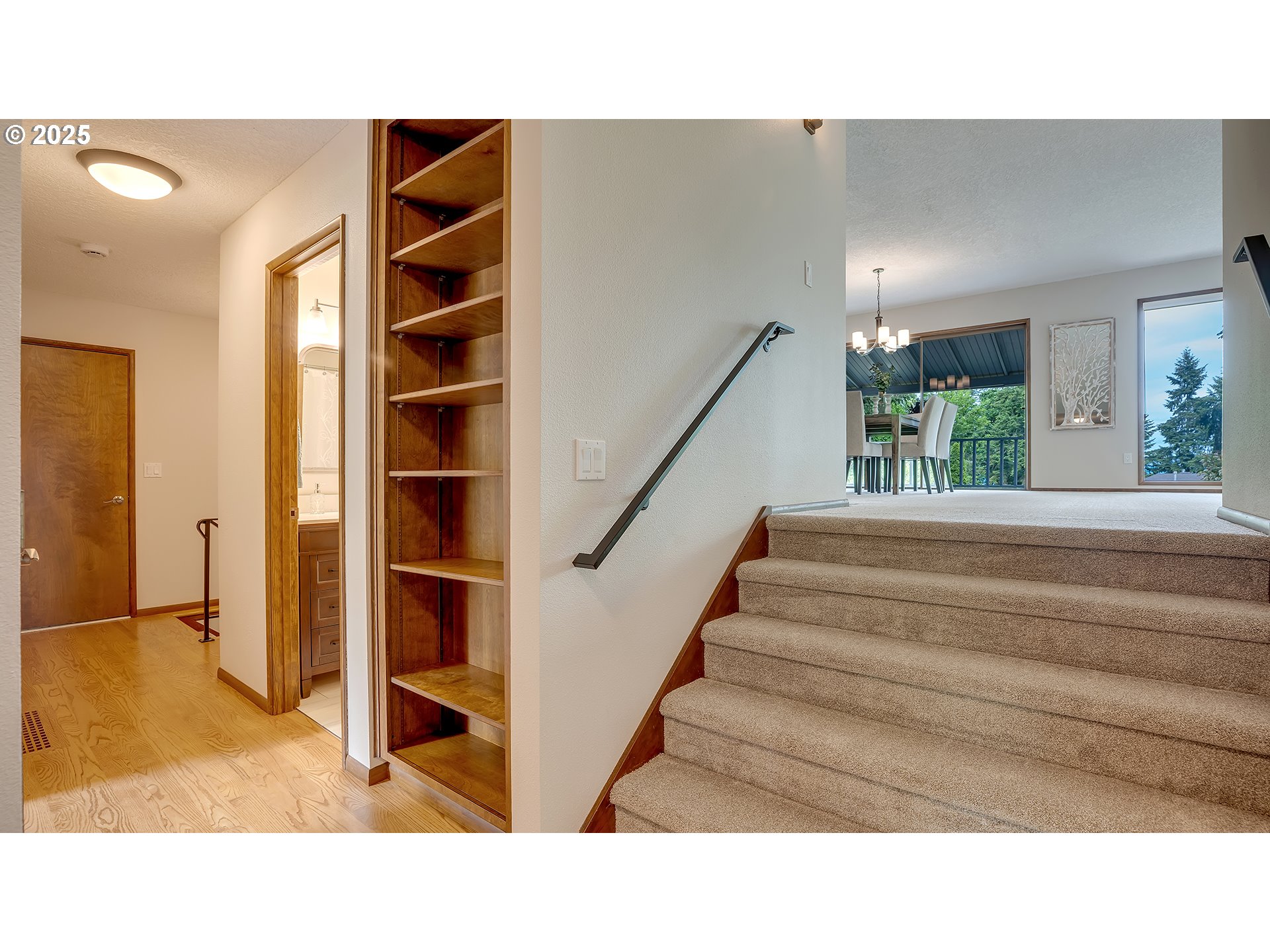 2940 ASCOT CIR