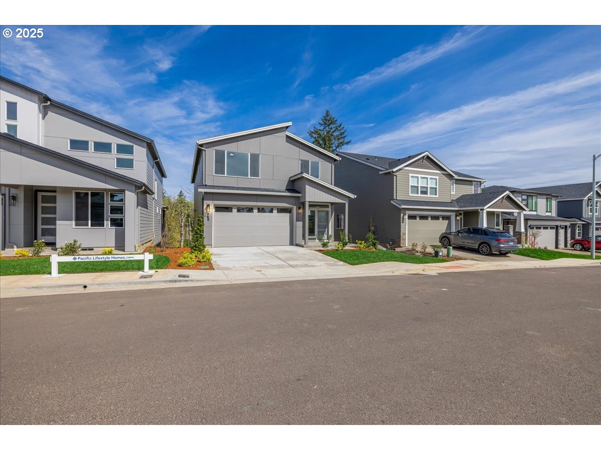 769 SW 49TH DR