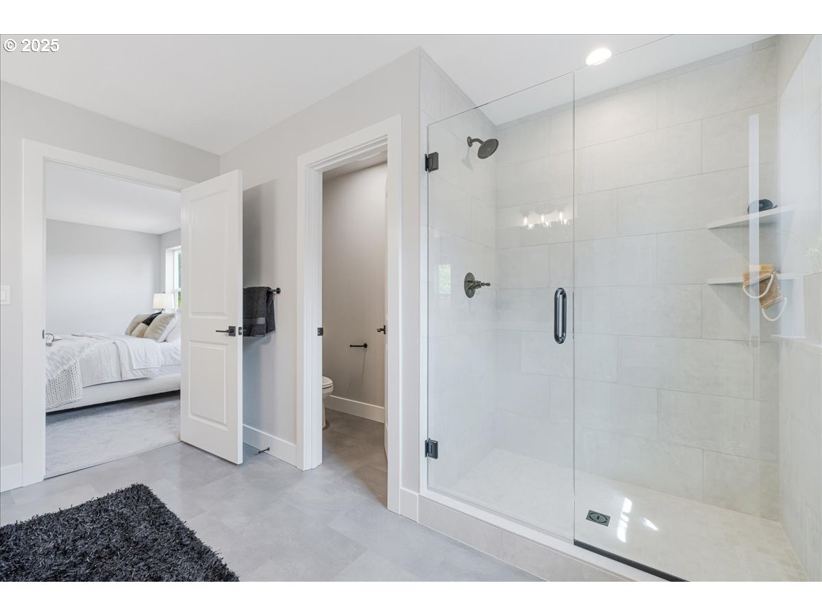 Gresham, Oregon 97080, United States, 4 Bedrooms Bedrooms, ,3 BathroomsBathrooms,Residential,Active,28004