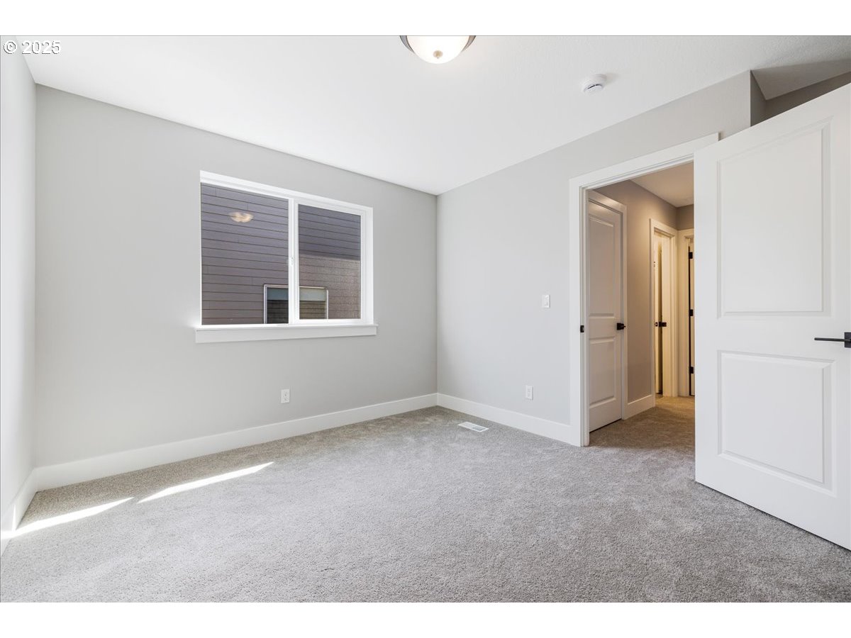 Gresham, Oregon 97080, United States, 4 Bedrooms Bedrooms, ,3 BathroomsBathrooms,Residential,Active,28004