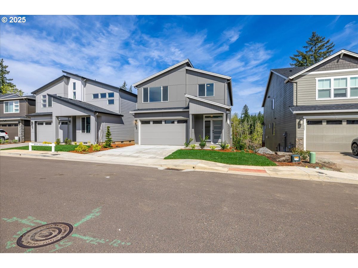 769 SW 49TH DR