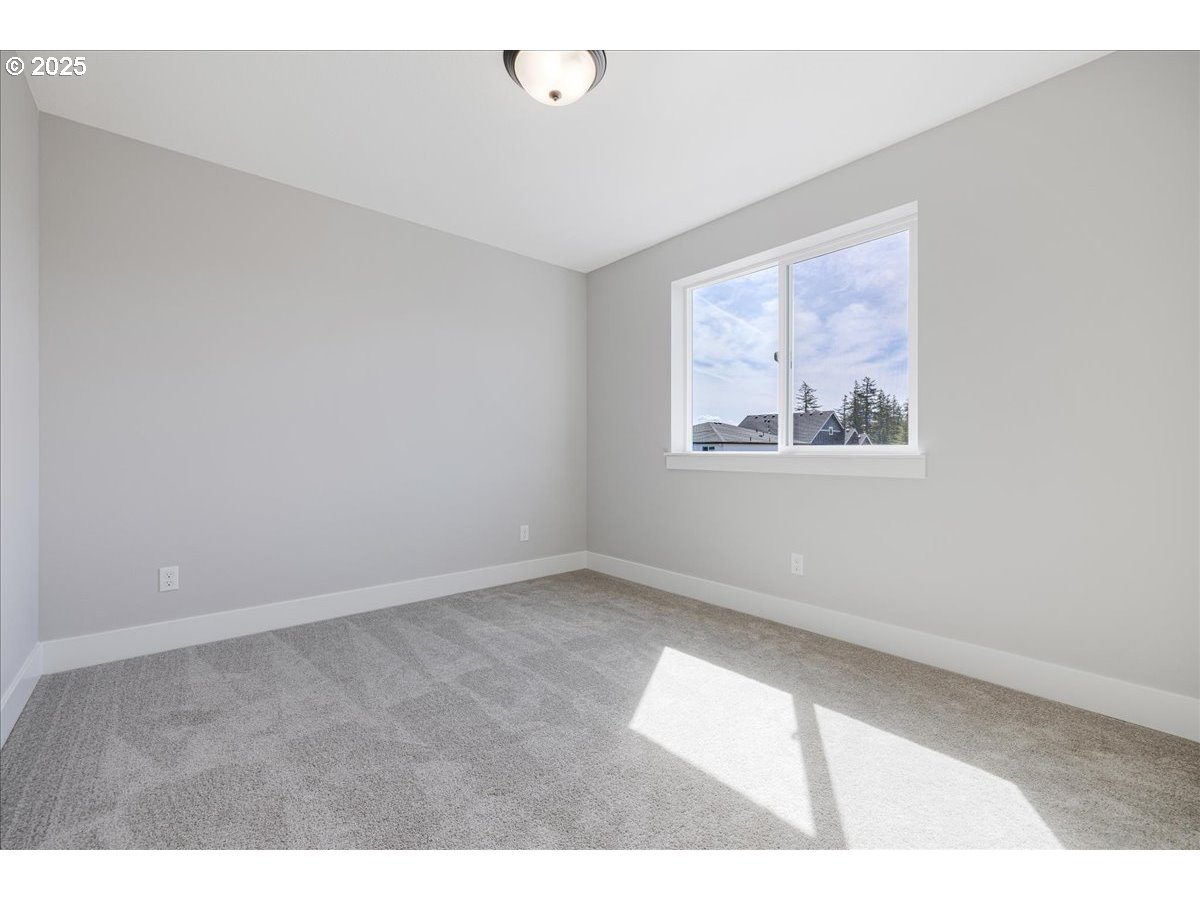 Gresham, Oregon 97080, United States, 4 Bedrooms Bedrooms, ,3 BathroomsBathrooms,Residential,Active,28004