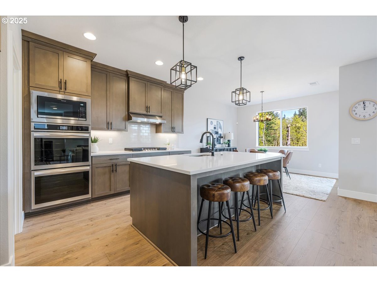 Gresham, Oregon 97080, United States, 4 Bedrooms Bedrooms, ,3 BathroomsBathrooms,Residential,Active,28004