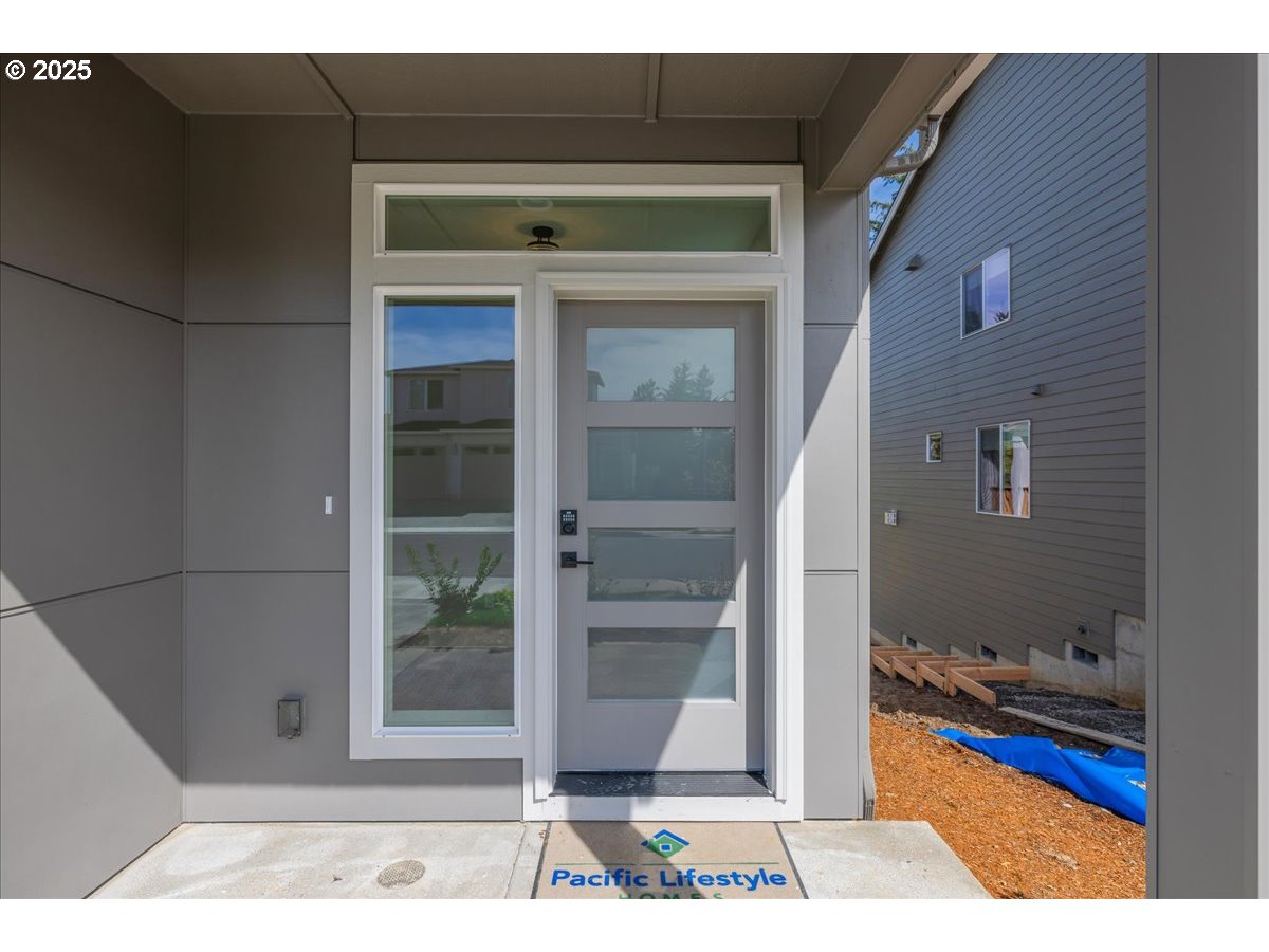 769 SW 49TH DR