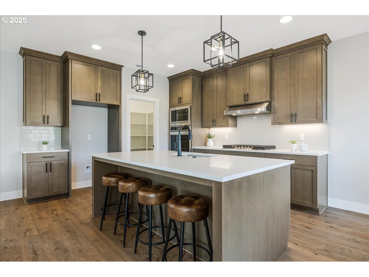 Gresham, Oregon 97080, United States, 4 Bedrooms Bedrooms, ,3 BathroomsBathrooms,Residential,Active,28004