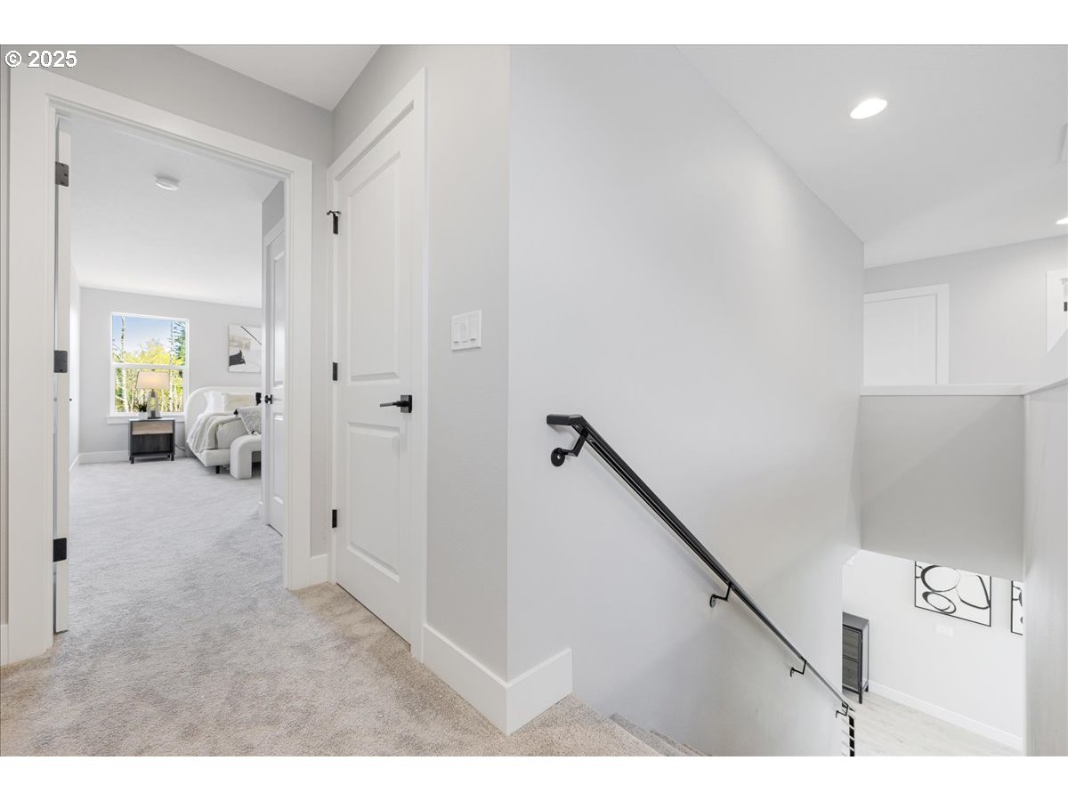 Gresham, Oregon 97080, United States, 4 Bedrooms Bedrooms, ,3 BathroomsBathrooms,Residential,Active,28004