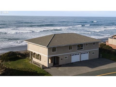 30555 SANDY DR Gold Beach OR 97444