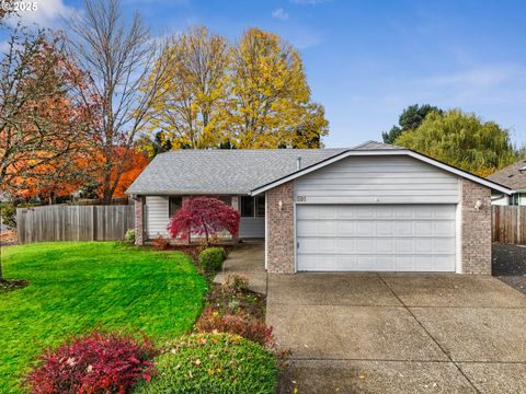 Photo of 591 SW Filbert St, McMinnville, OR 97128 (MLS # 640479144)