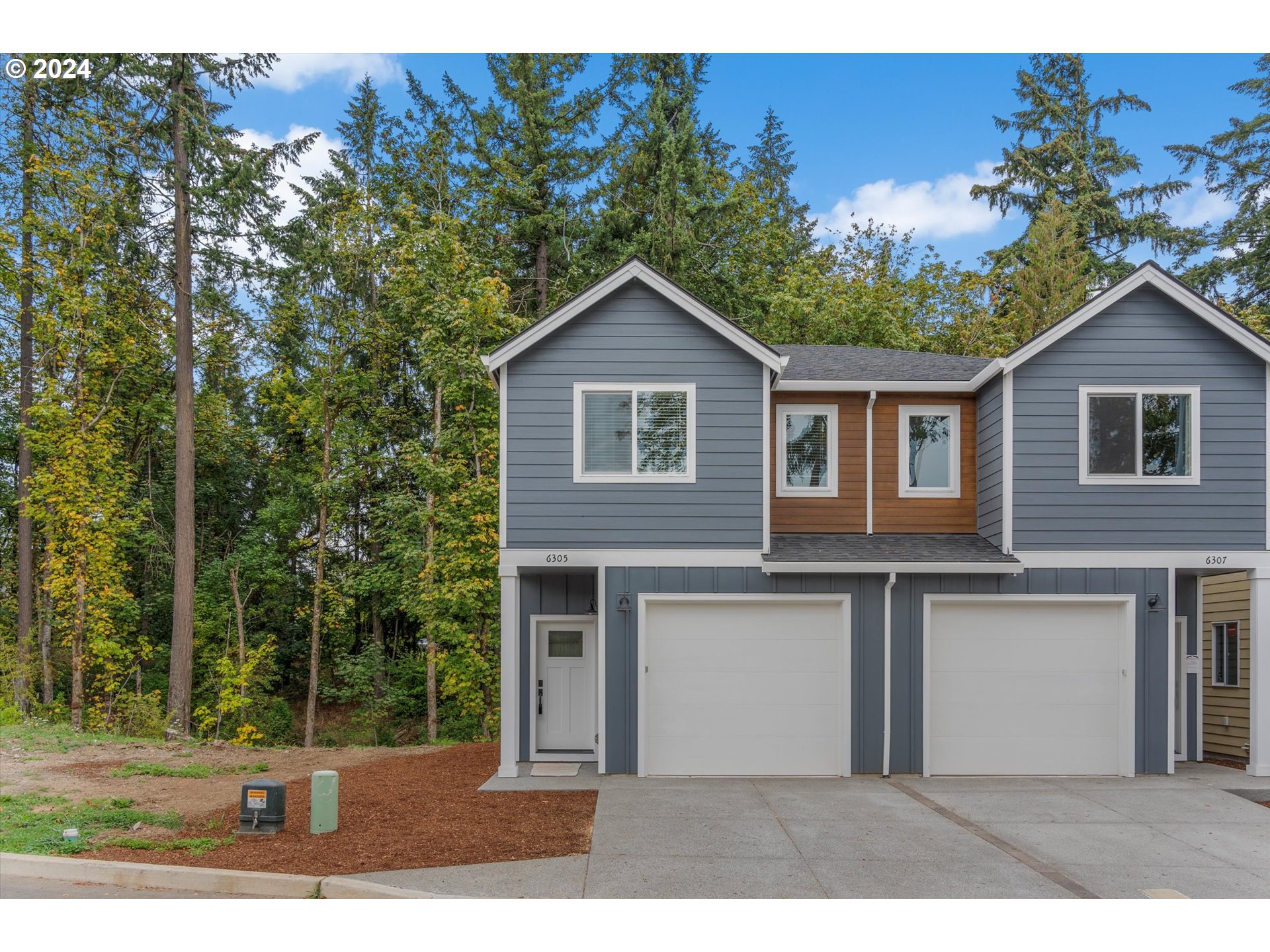 6305 SE CHLOE ROSE WAY