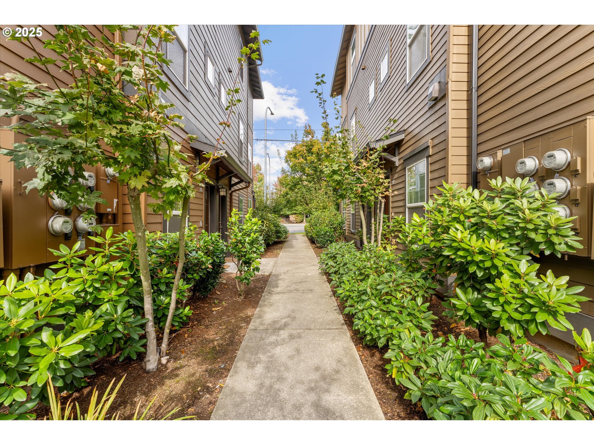 1050 SW 170TH AVE 201