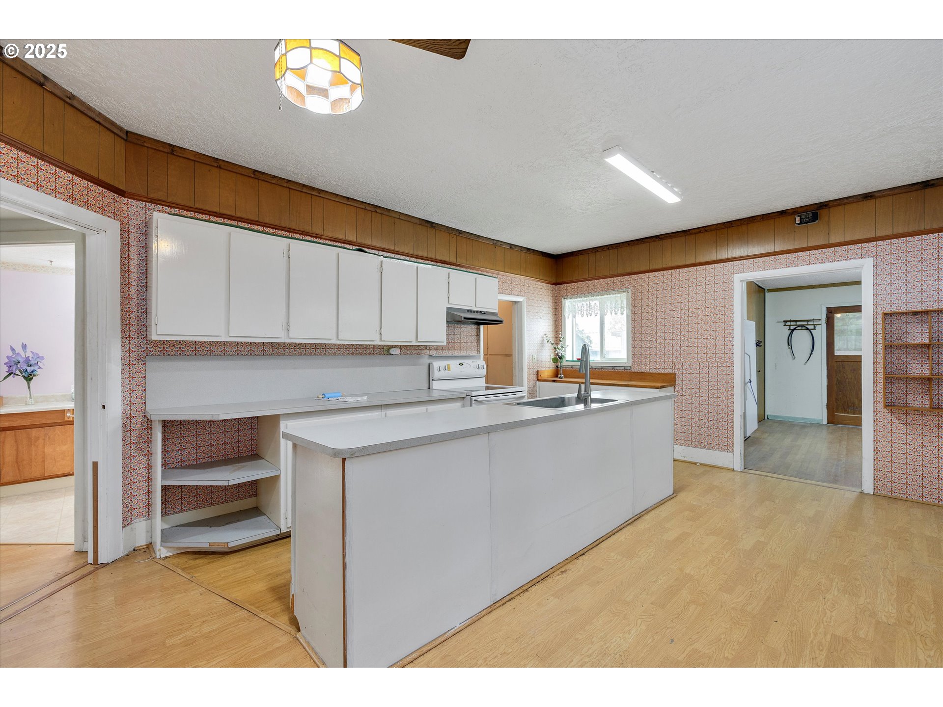 McMinnville, Oregon 97128, United States, 3 Bedrooms Bedrooms, ,2 BathroomsBathrooms,Residential,Active,153454