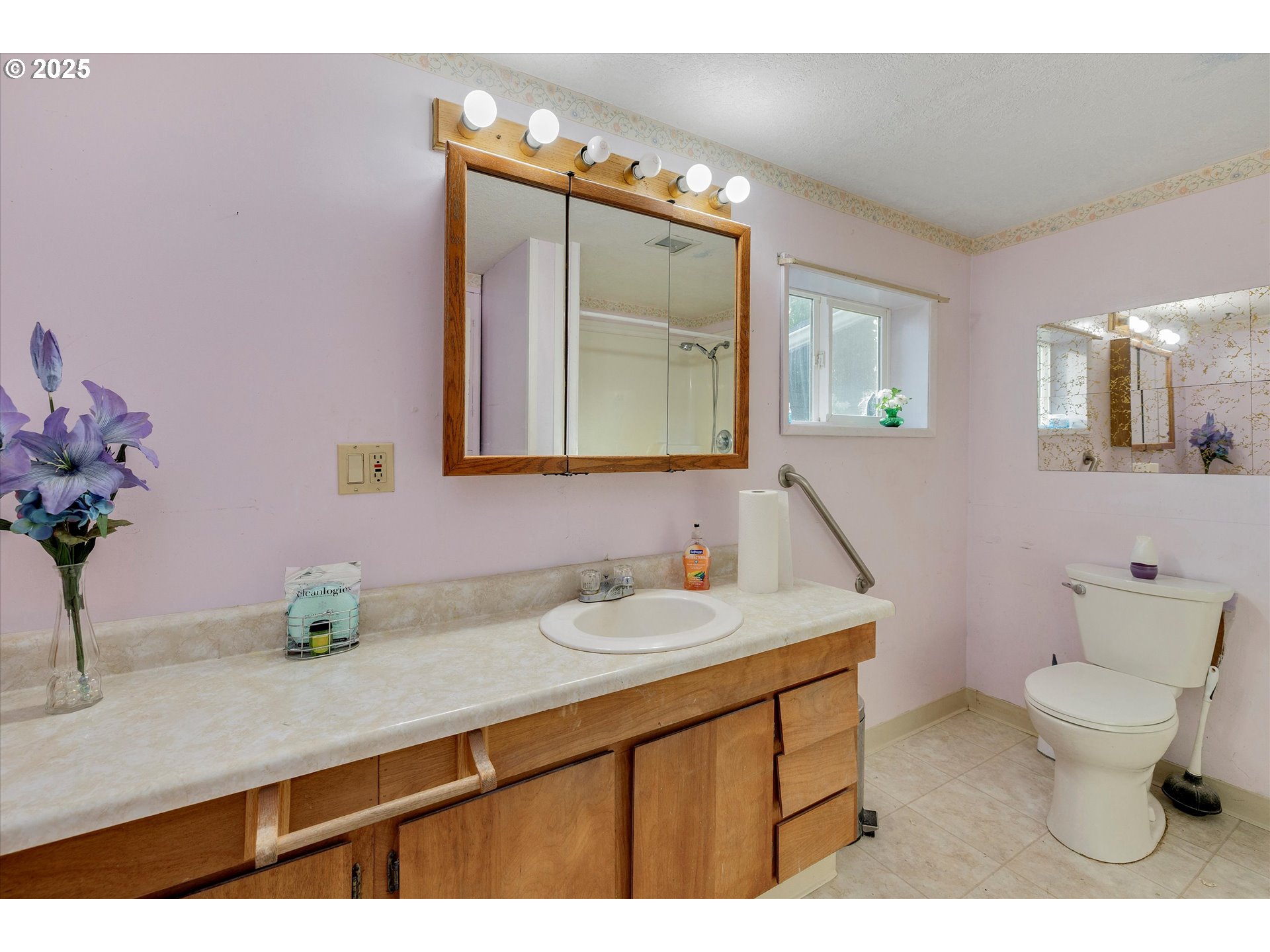 McMinnville, Oregon 97128, United States, 3 Bedrooms Bedrooms, ,2 BathroomsBathrooms,Residential,Active,153454