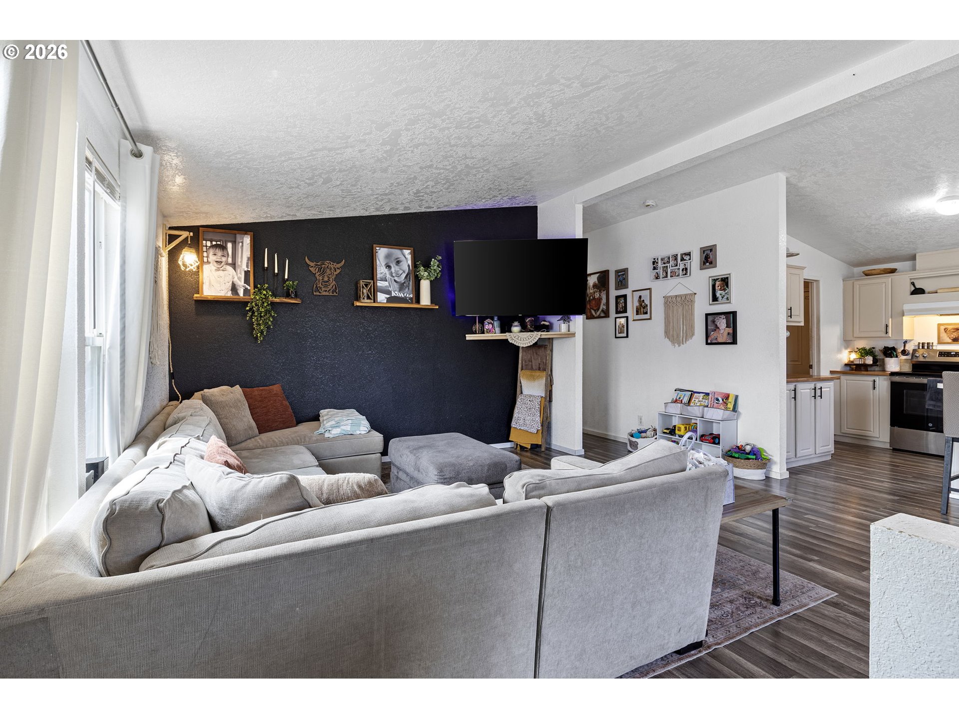 426 CEDAR ST
