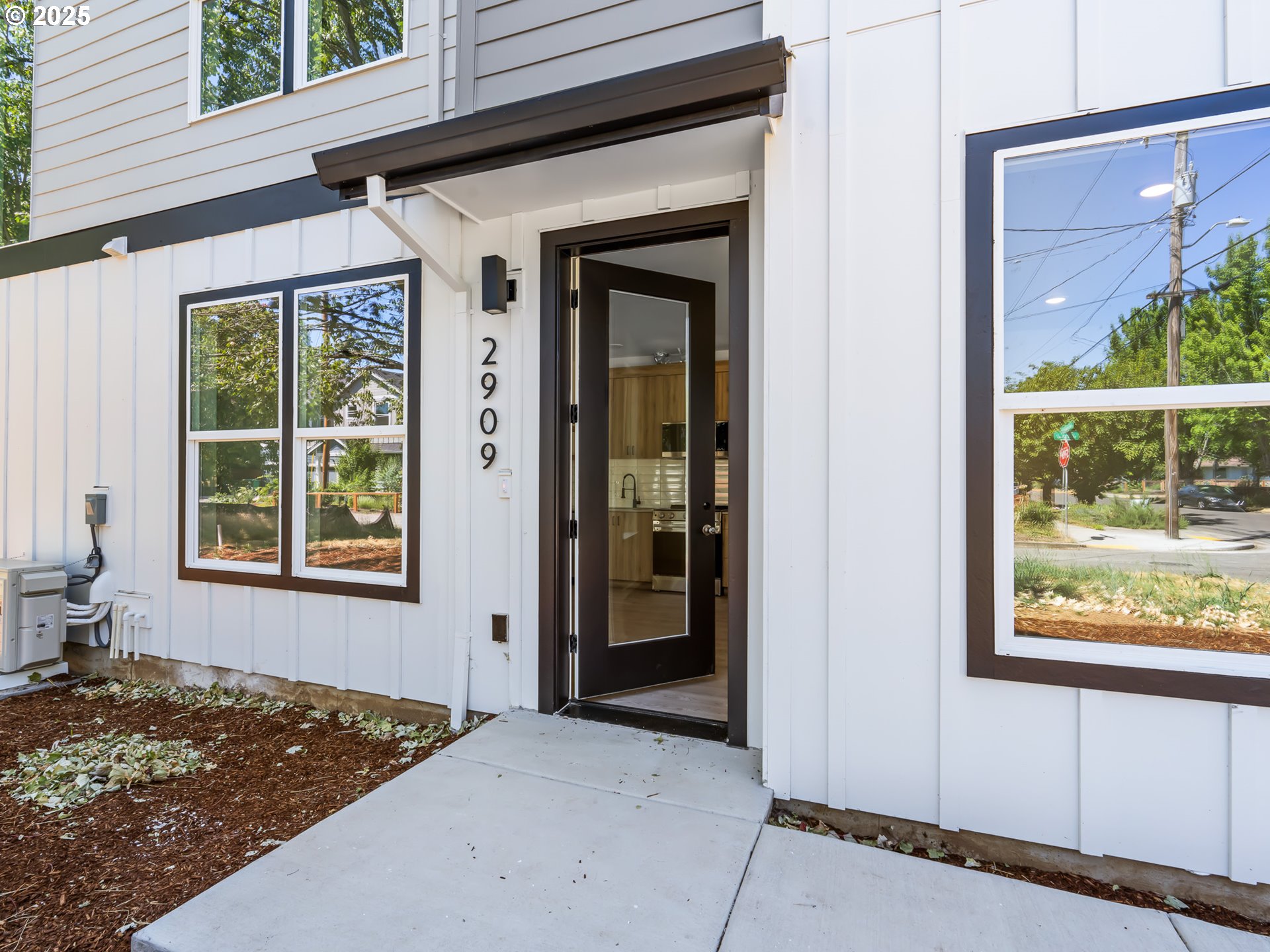 2909 SE 73rd AVE 1