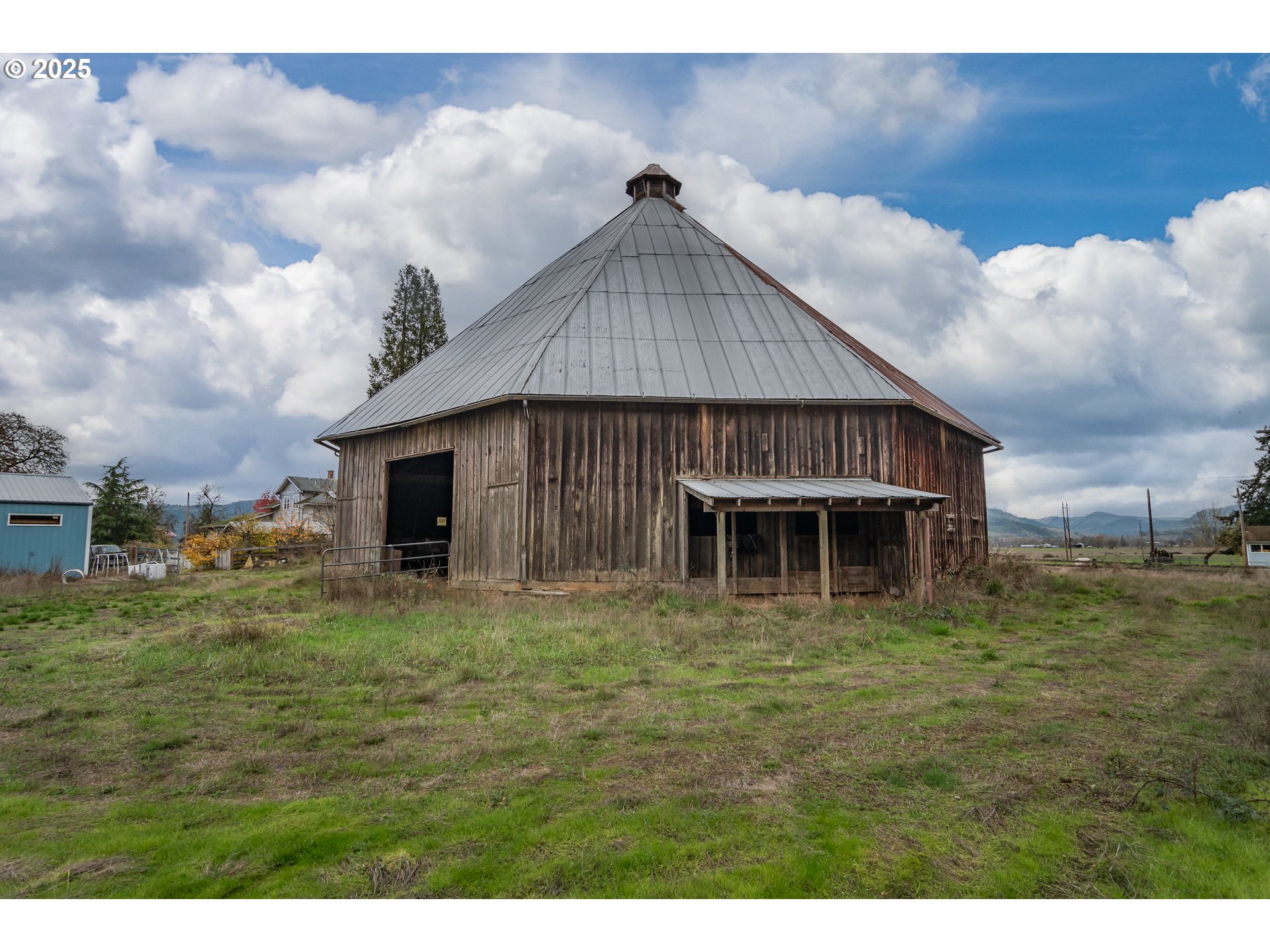 1191 COOS BAY WAGON RD