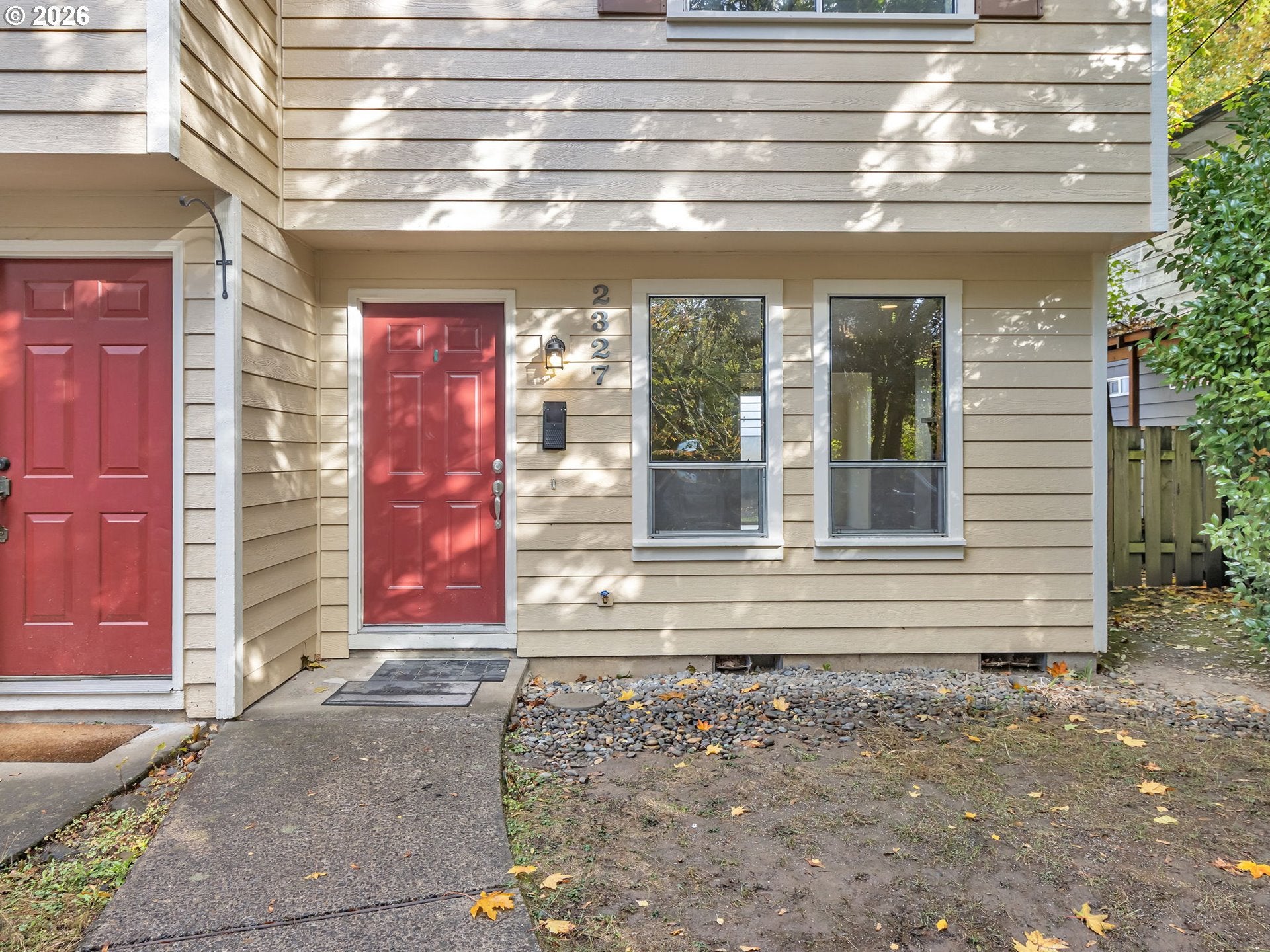 2327 NE WASCO ST