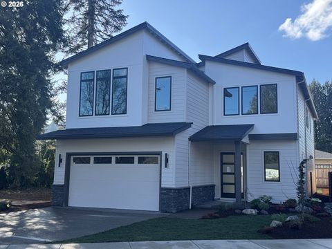 1690 16TH ST West Linn OR 97068