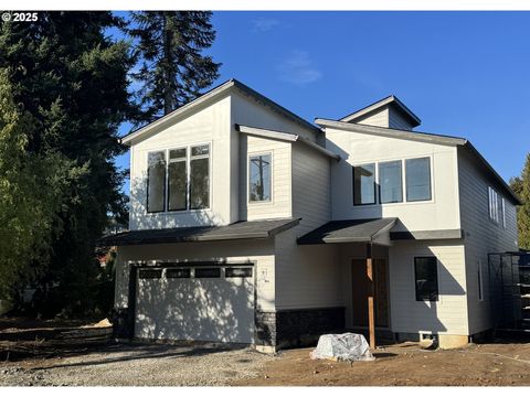 1690 16TH ST West Linn OR 97068