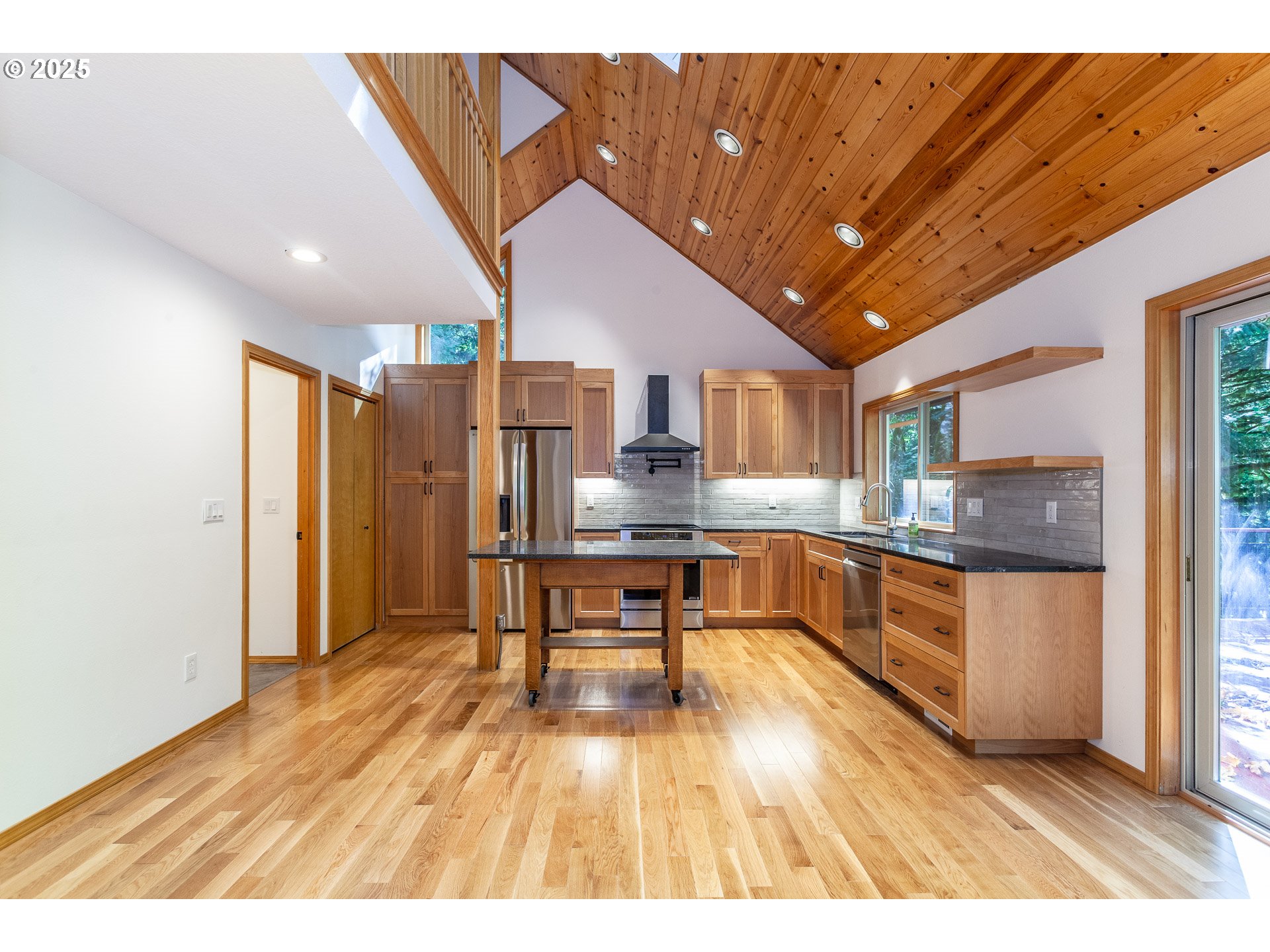 29409 E EDGEWATER DR