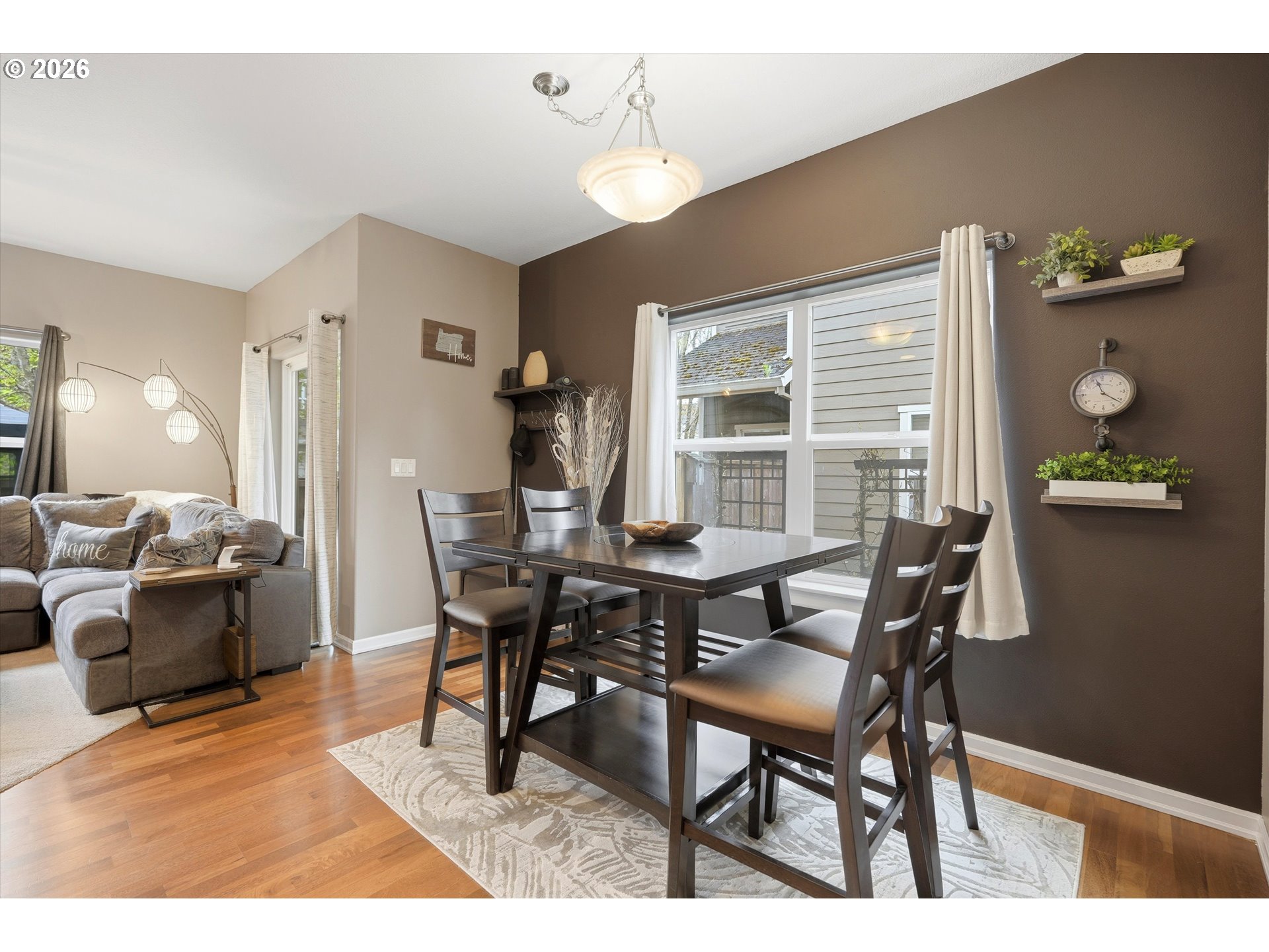 1952 NW YOHN RANCH DR