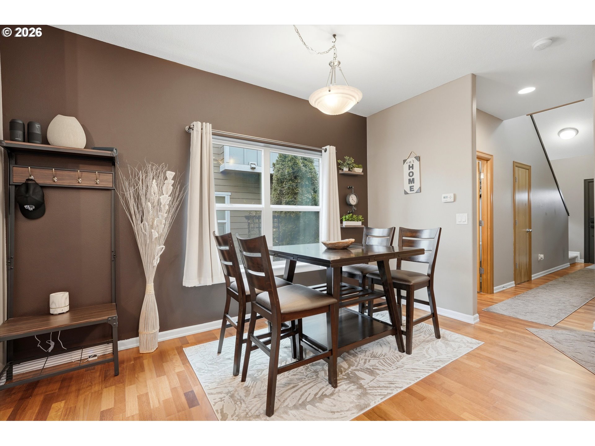 1952 NW YOHN RANCH DR