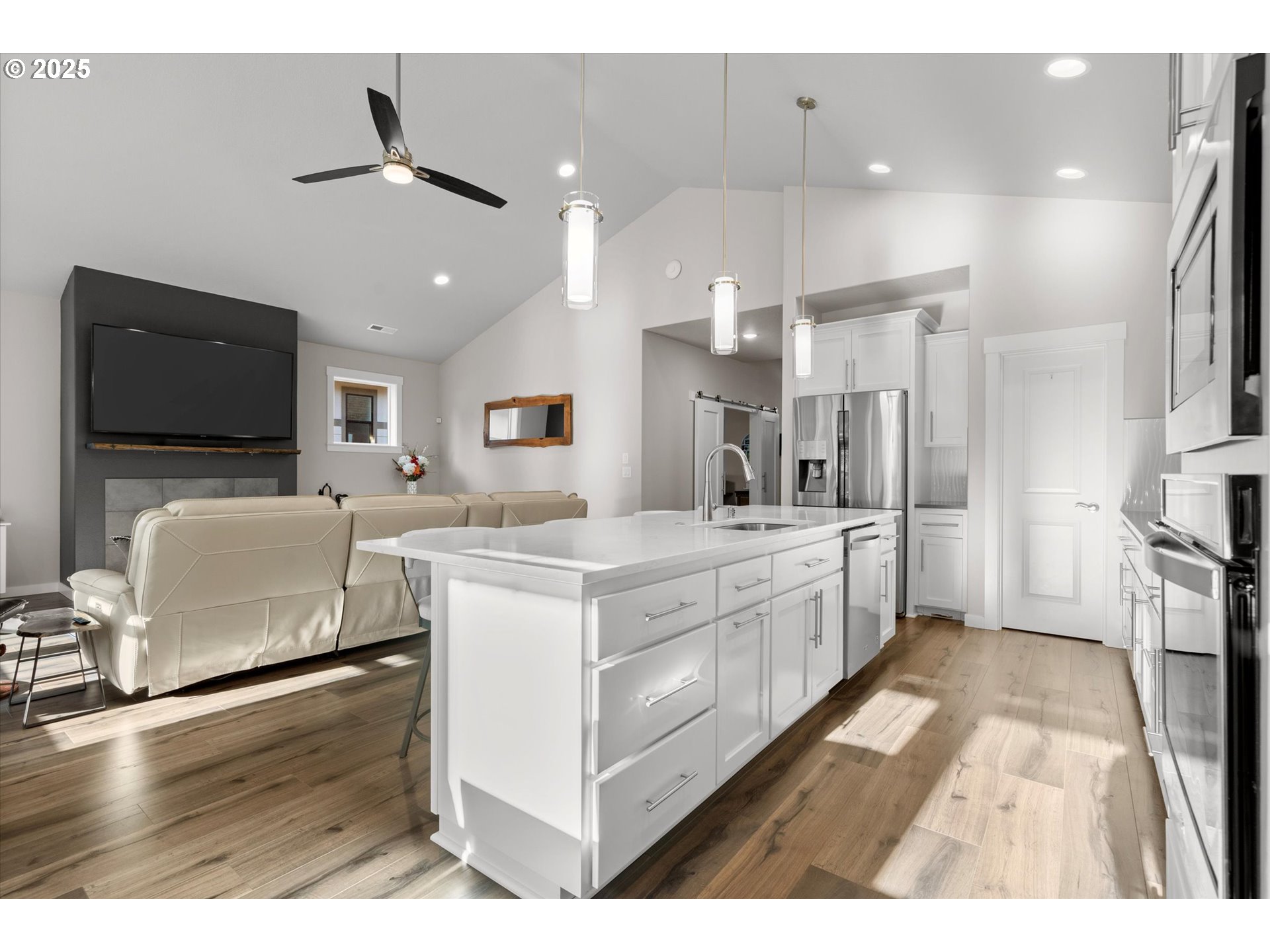 Brush Prairie, Washington 98606, United States, 3 Bedrooms Bedrooms, ,2 BathroomsBathrooms,Residential,Pending,124482