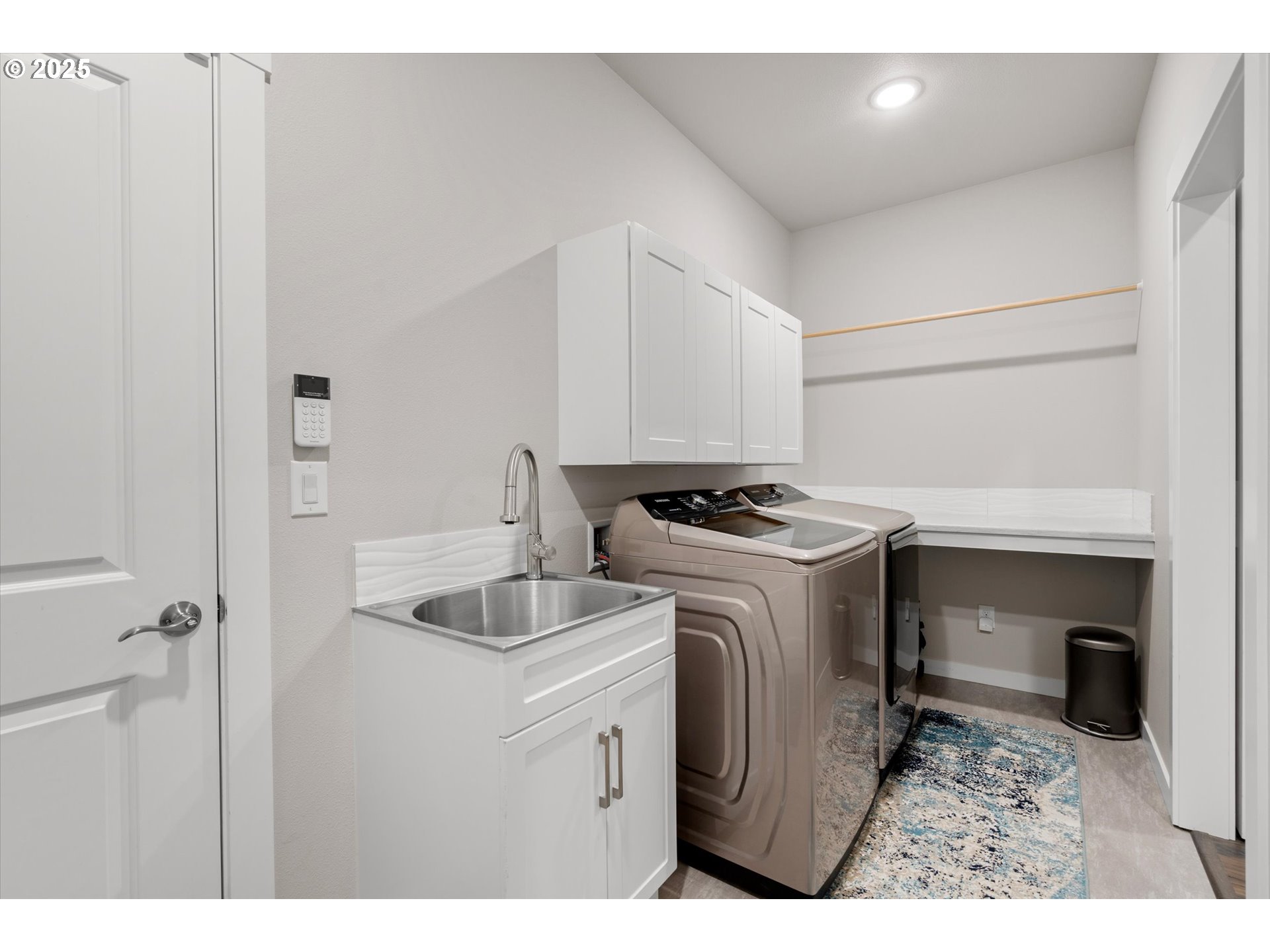 Brush Prairie, Washington 98606, United States, 3 Bedrooms Bedrooms, ,2 BathroomsBathrooms,Residential,Pending,124482