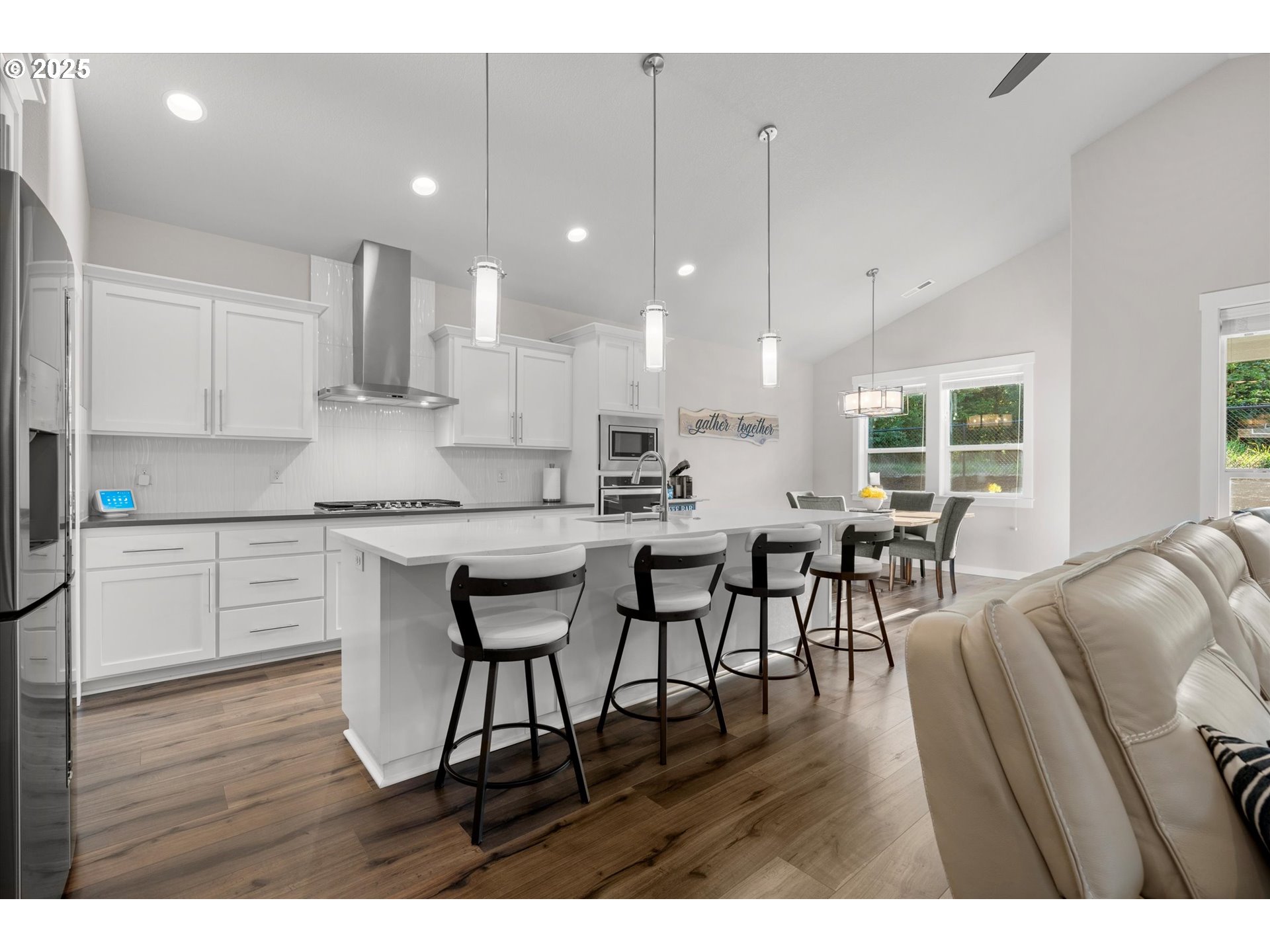 Brush Prairie, Washington 98606, United States, 3 Bedrooms Bedrooms, ,2 BathroomsBathrooms,Residential,Pending,124482