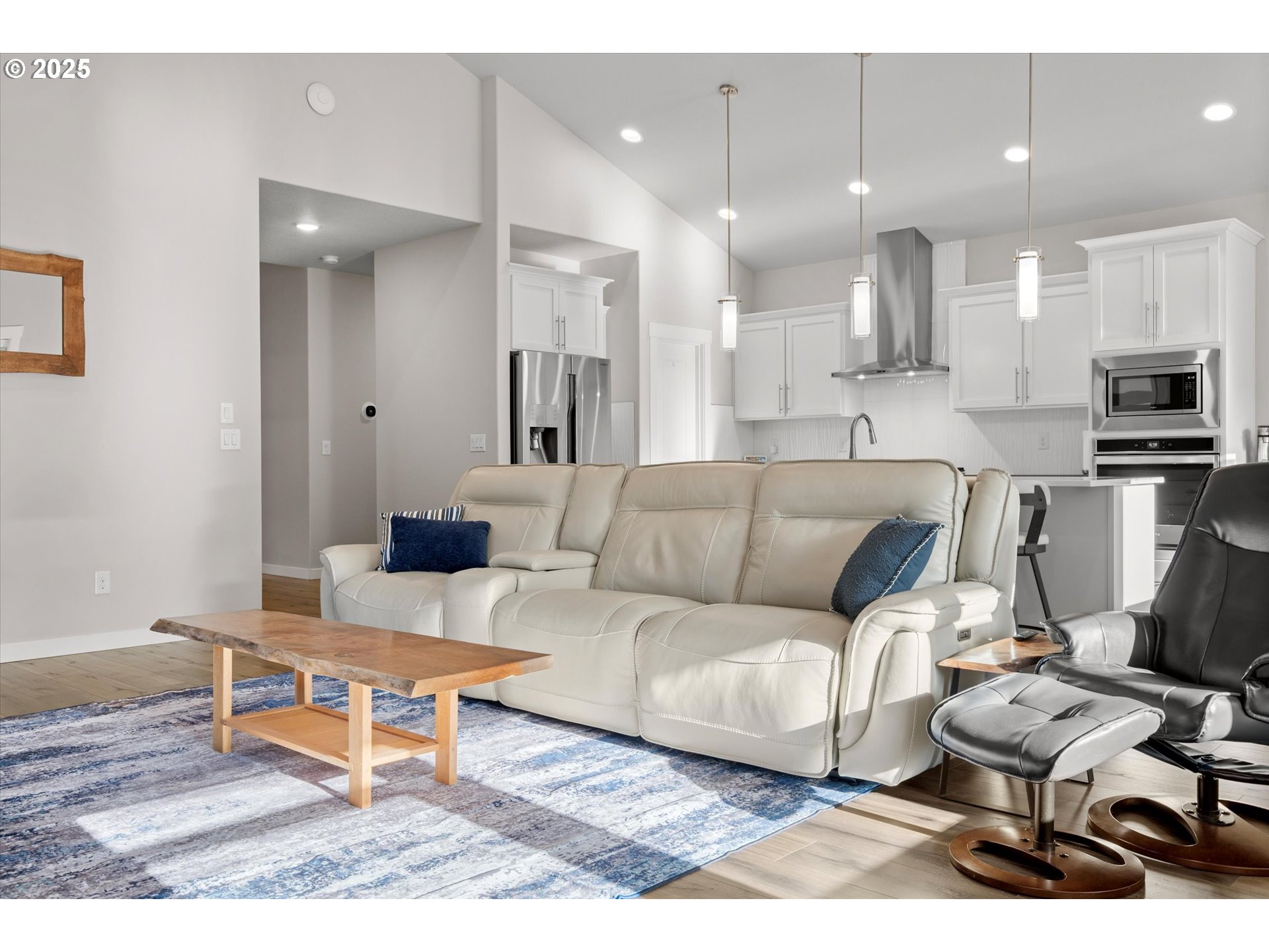 Brush Prairie, Washington 98606, United States, 3 Bedrooms Bedrooms, ,2 BathroomsBathrooms,Residential,Pending,124482