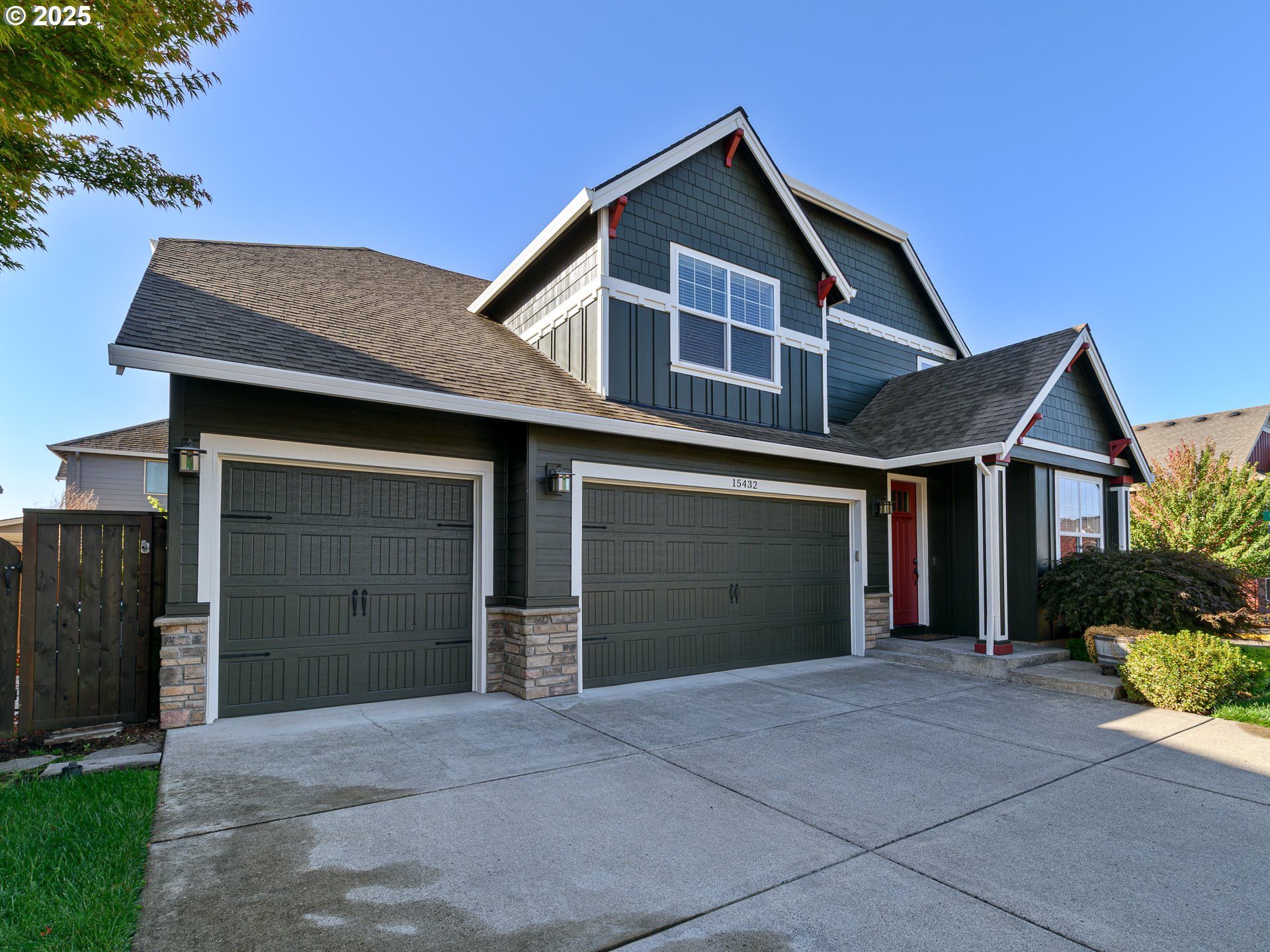 15432 SE HIDDEN FALLS DR