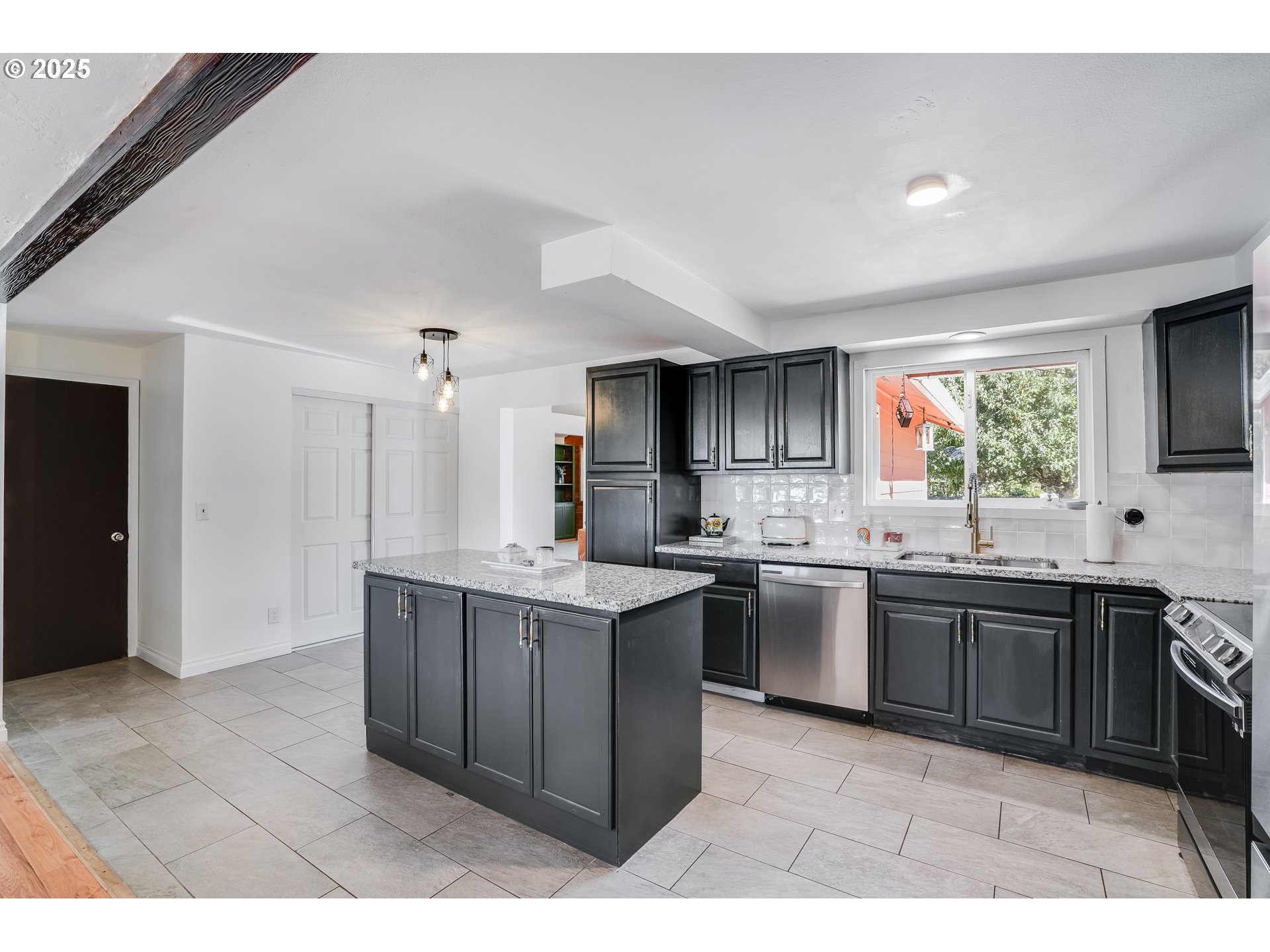 20935 SW ANTHONY CT