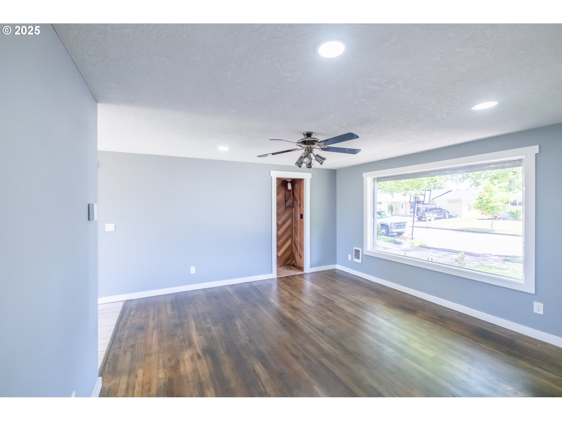 Salem, Oregon 97301, United States, 3 Bedrooms Bedrooms, ,1 BathroomBathrooms,Residential,Active,133856