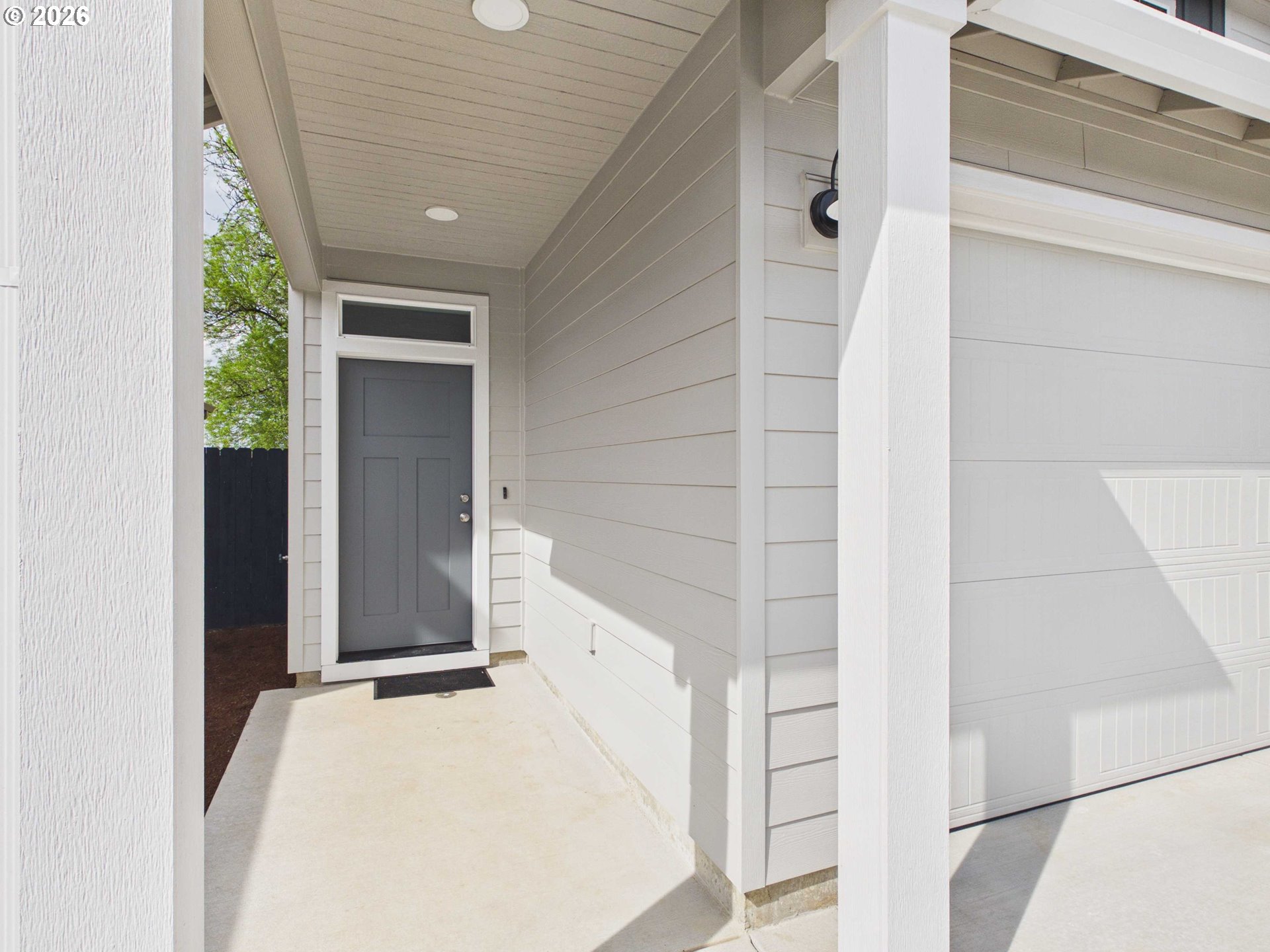 1610 NW 18TH ST