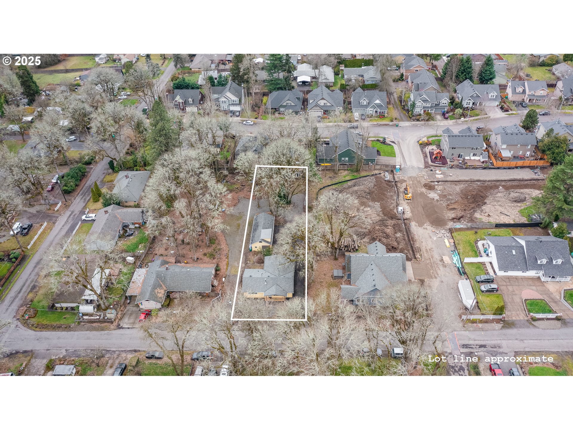 Milwaukie, Oregon 97267, United States, 2 Bedrooms Bedrooms, ,1 BathroomBathrooms,Residential,Pending,80355