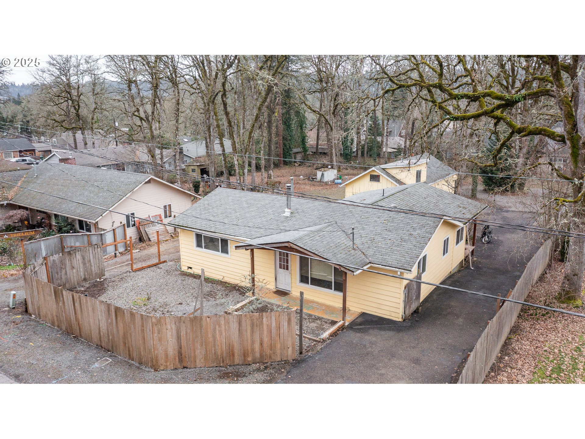 Milwaukie, Oregon 97267, United States, 2 Bedrooms Bedrooms, ,1 BathroomBathrooms,Residential,Pending,80355