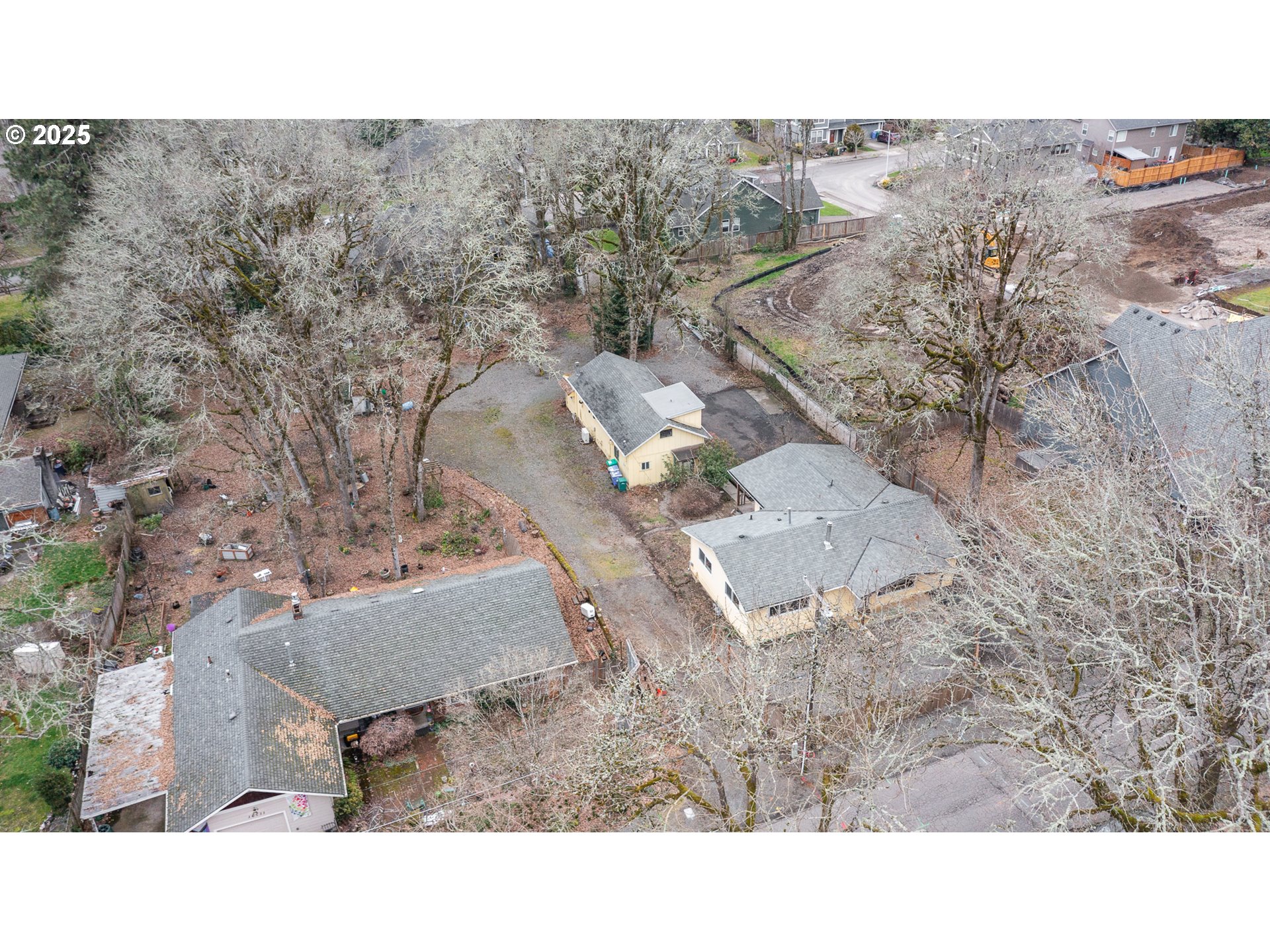 Milwaukie, Oregon 97267, United States, 2 Bedrooms Bedrooms, ,1 BathroomBathrooms,Residential,Pending,80355