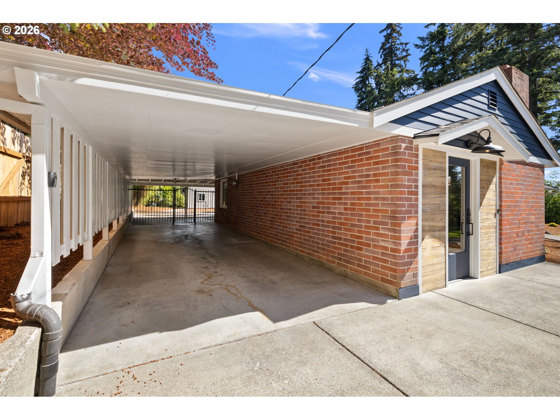 4200 SE RISLEY AVE