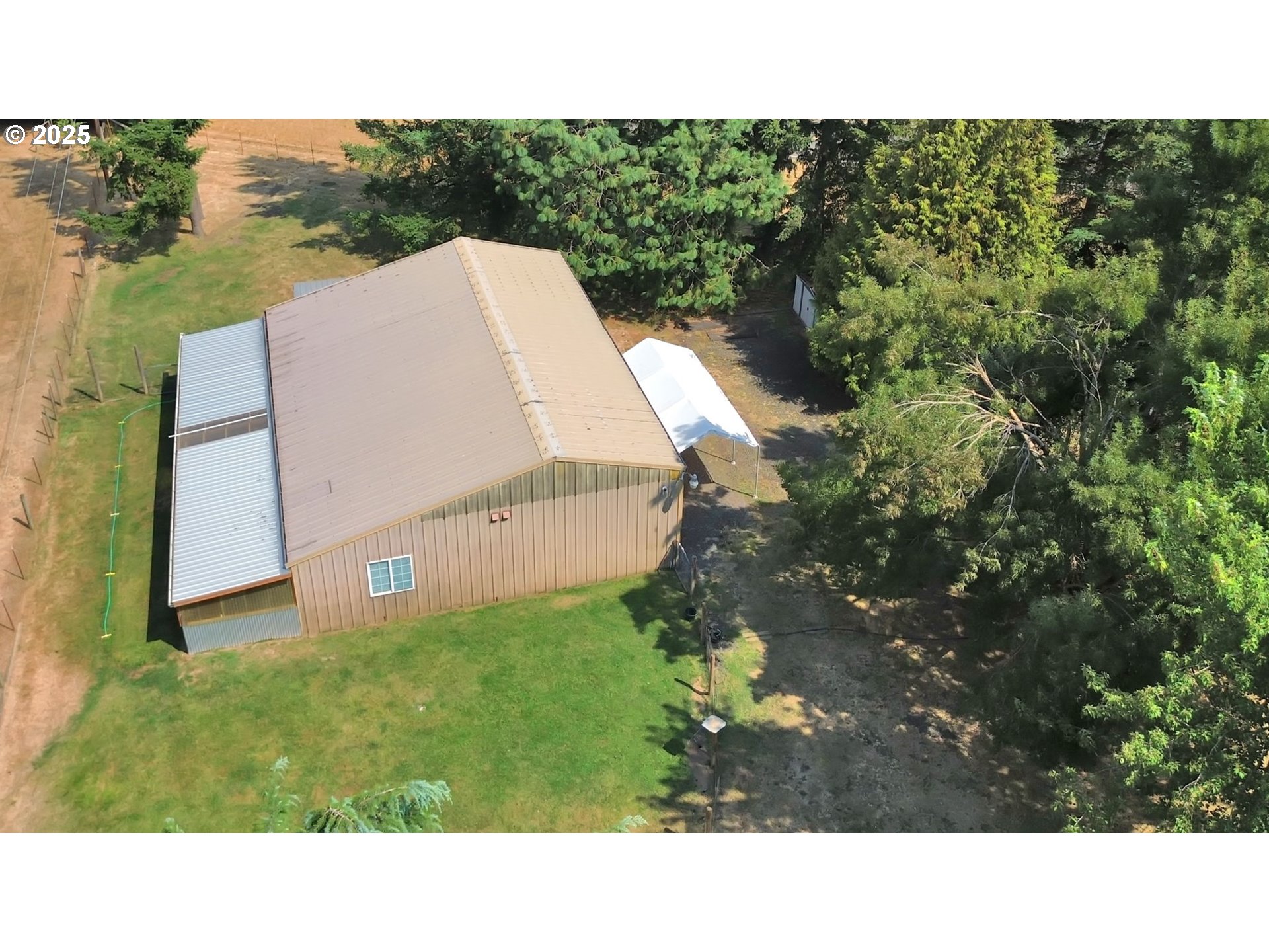 Eugene, Oregon 97402, United States, 3 Bedrooms Bedrooms, ,2 BathroomsBathrooms,Residential,Pending,200414