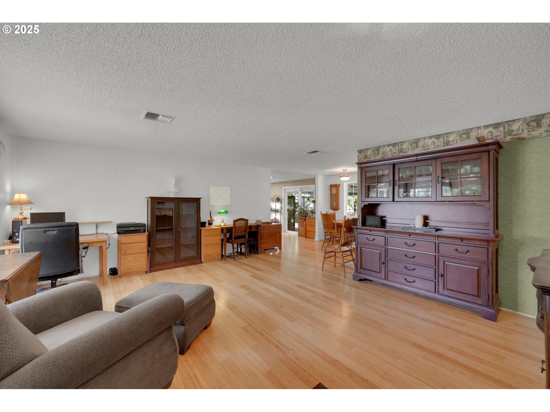 27977 GREEN OAKS DR
